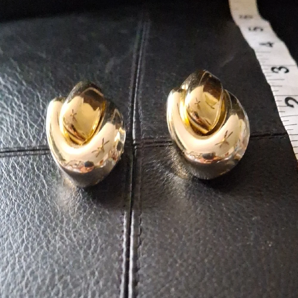 Elegant Gold and Silver Women's Earrings